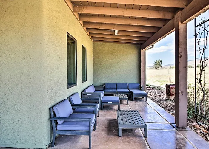 Pastoral Escape W/ Covered Patio & Grill! *
