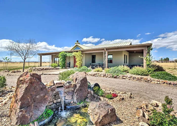 Pastoral Escape W/ Covered Patio & Grill! * Elgin