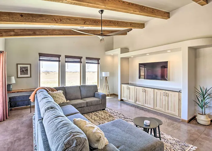 Pastoral Escape W/ Covered Patio & Grill! *